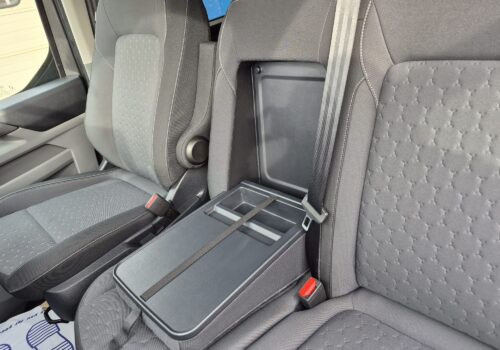 DL24 OFB MIDDLE FRONT SEAT