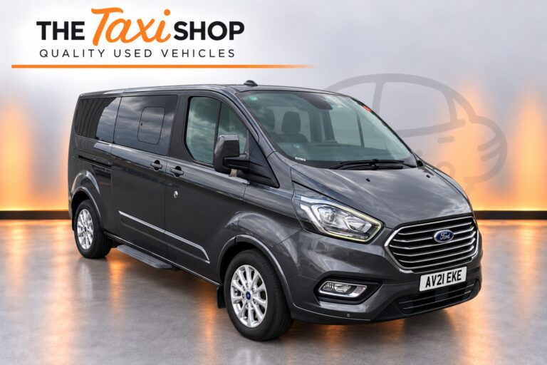 FORD TOURNEO CUSTOM TITANIUM